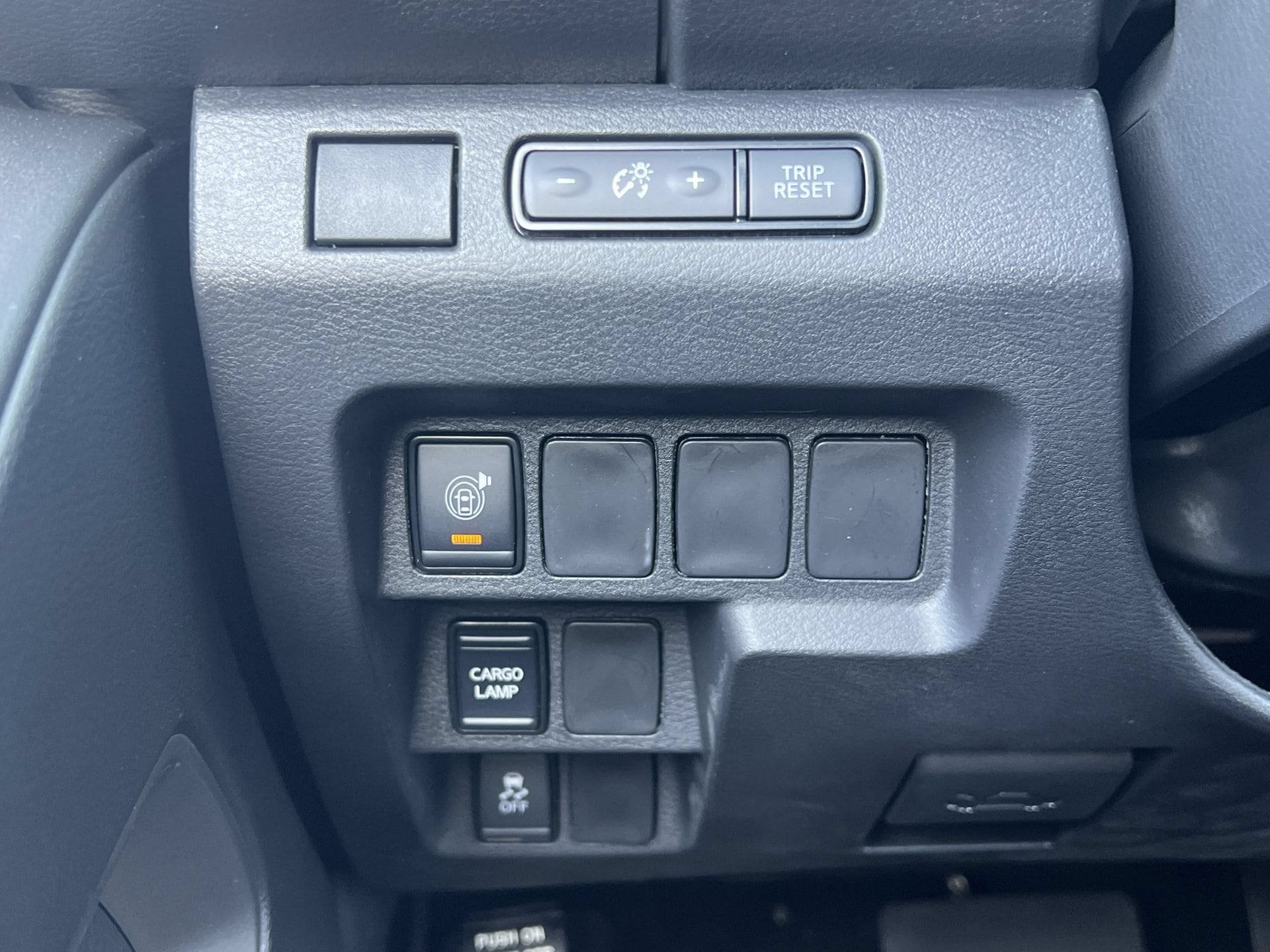 New 2026 Nissan Frontier SV w/ All-Weather Content Package AWD/4WD image 13