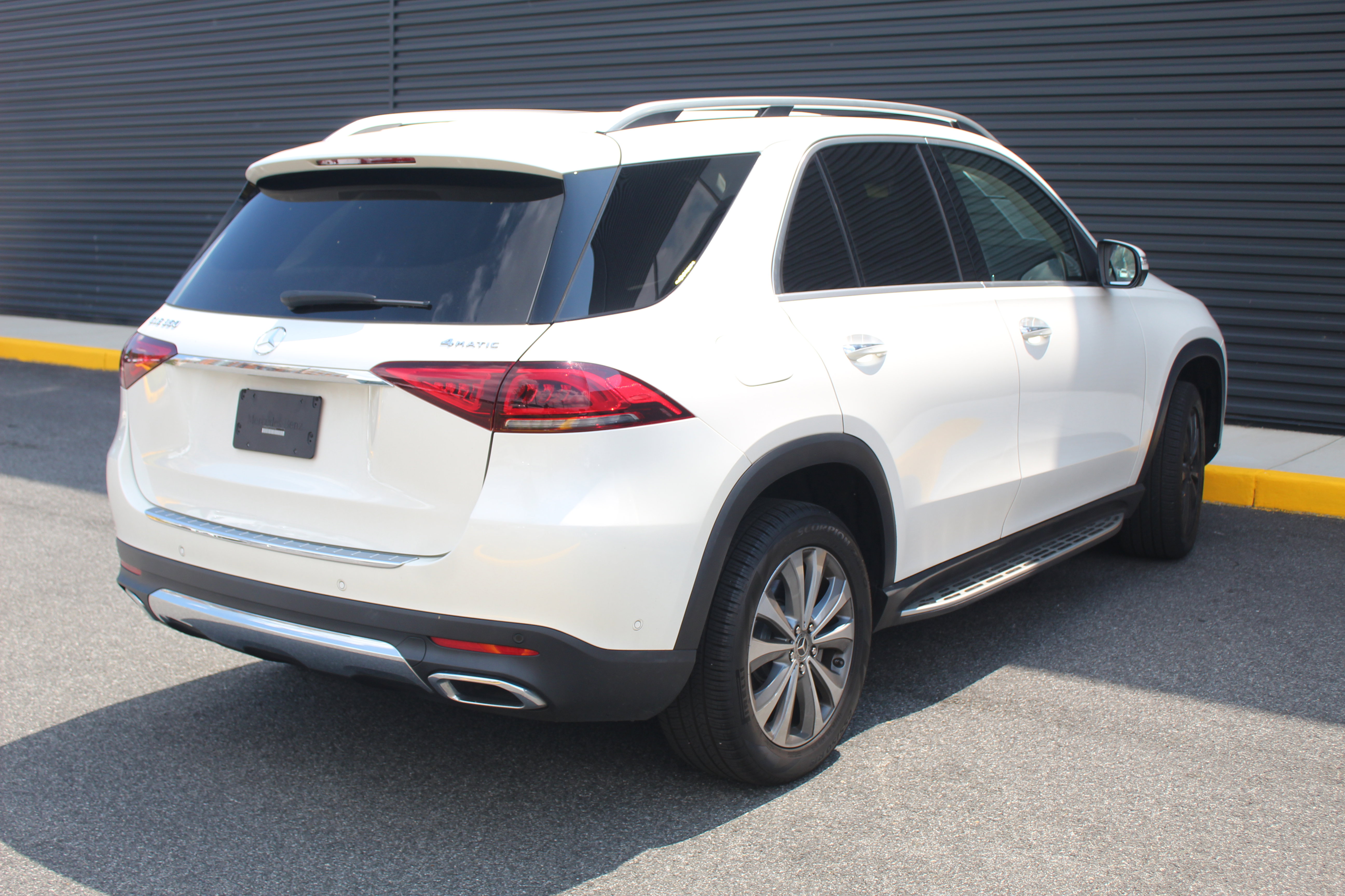 Used 2020 Mercedes-Benz GLE 350 4MATIC image 8