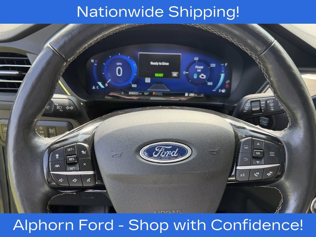 Used 2021 Ford Escape Titanium w/ Titanium Elite Package AWD/4WD image 11