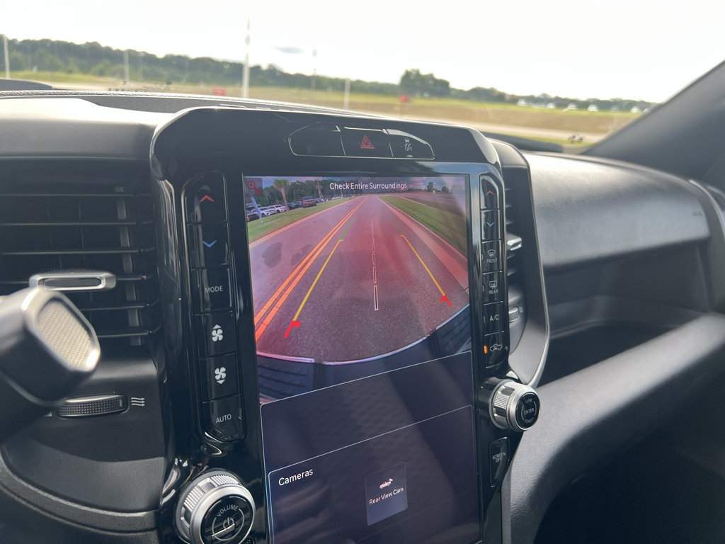 Certified 2025 RAM 2500 Tradesman AWD/4WD image 26
