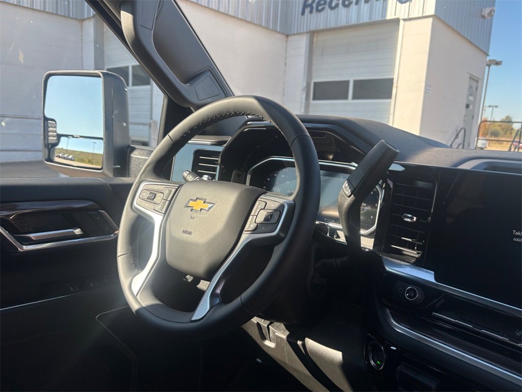 New 2026 Chevrolet Silverado 2500 LT image 18