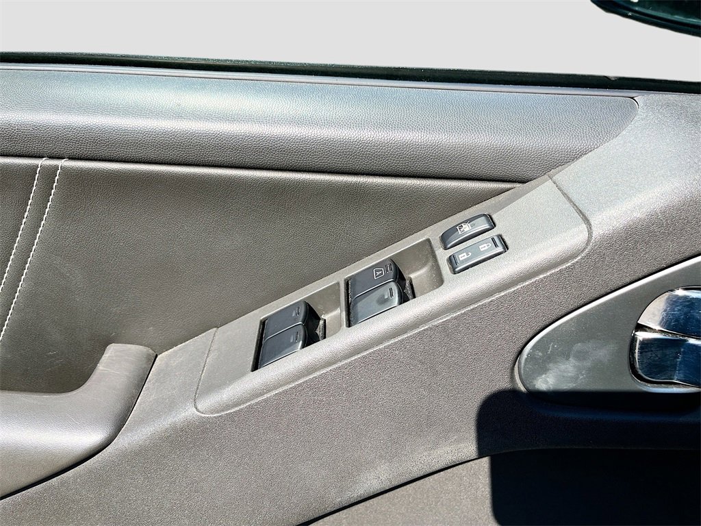 Used 2021 Nissan Frontier PRO-4X w/ Pro-4x Utility Package image 18