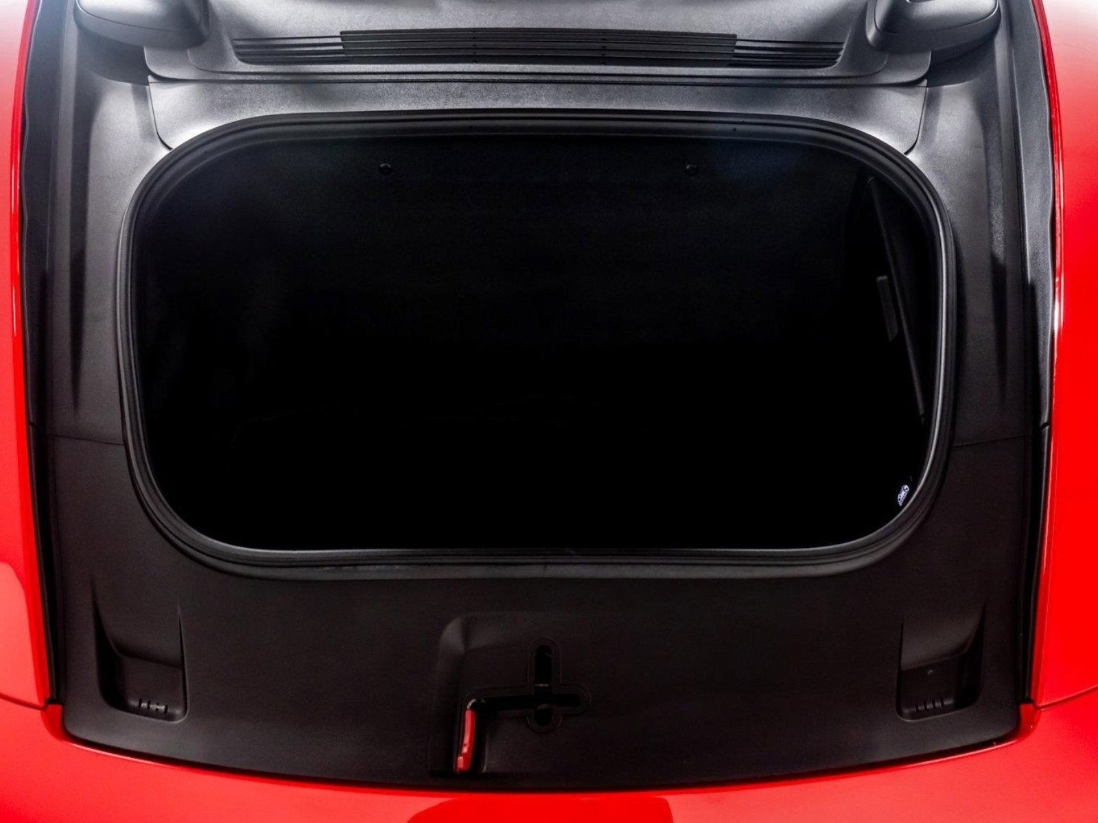 Used 2020 Porsche 911 Carrera 4S w/ Sport Package image 58