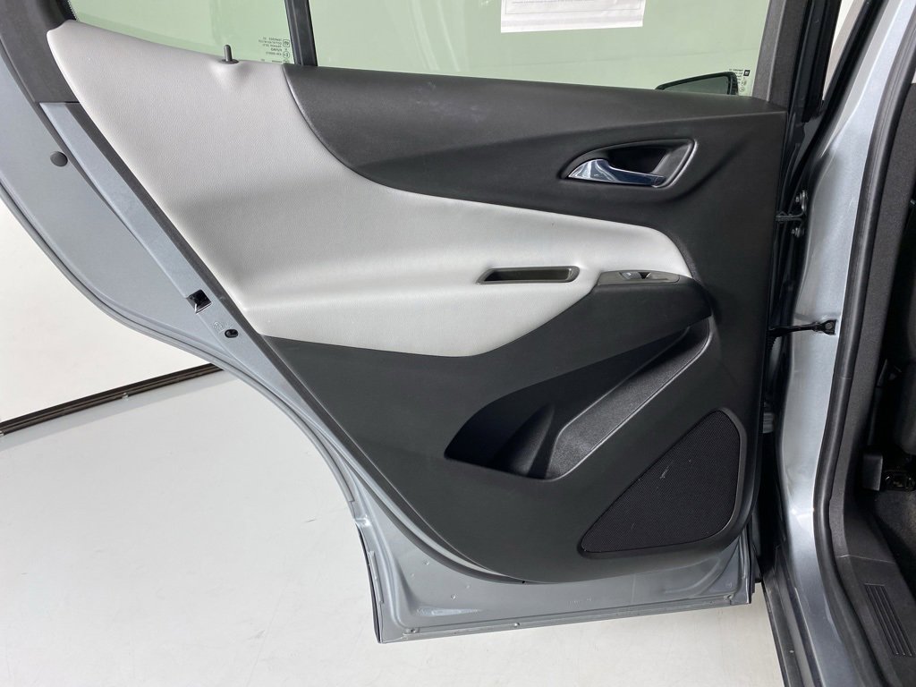 Used 2023 Chevrolet Equinox LT image 32