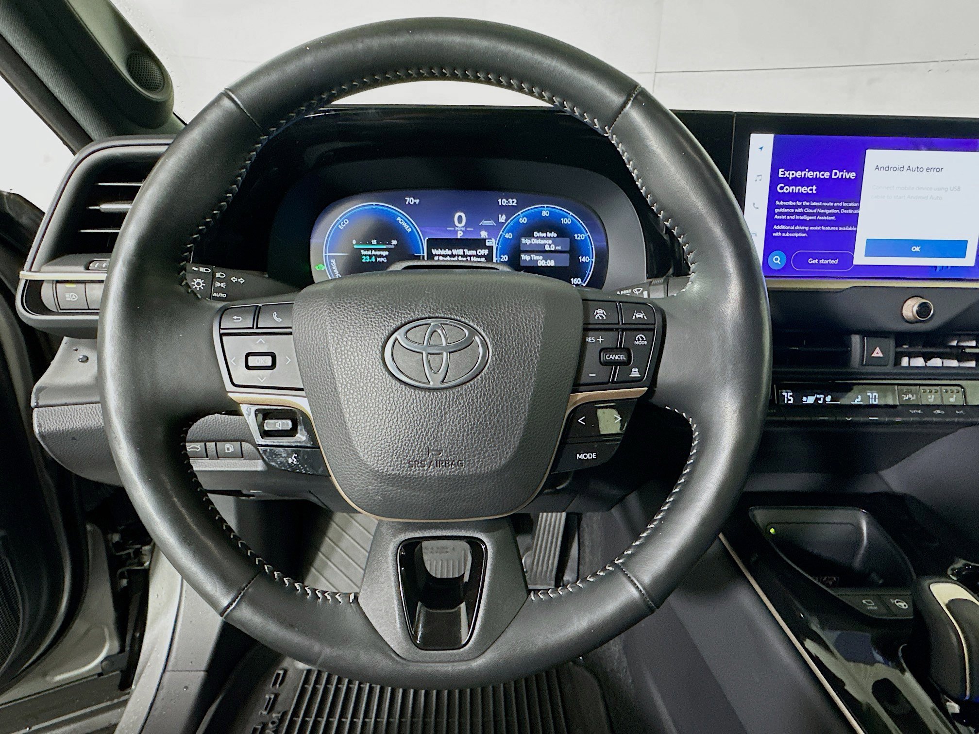 Used 2024 Toyota Crown Platinum AWD/4WD image 15