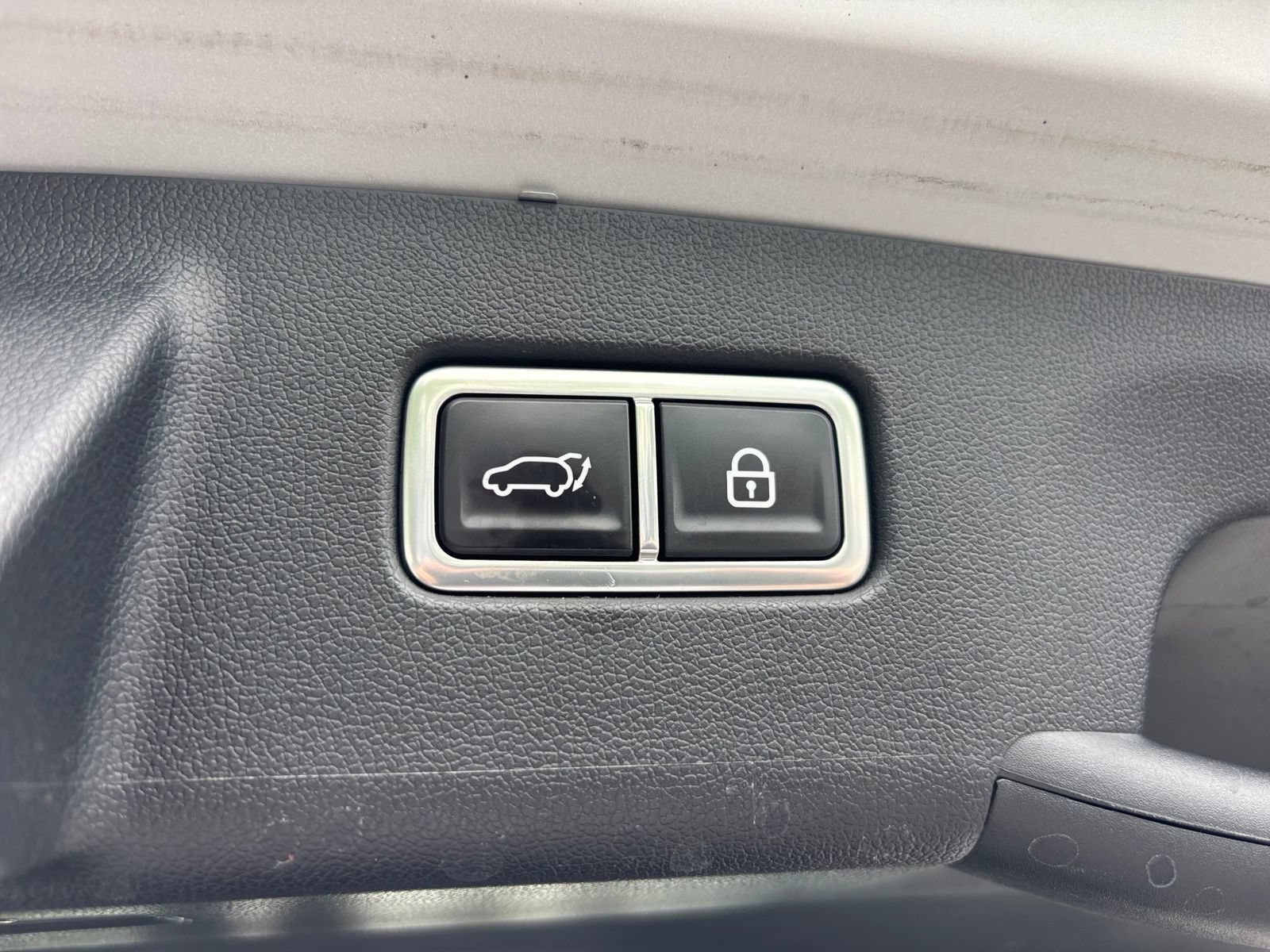 Used 2022 Kia Sorento SX FWD image 18
