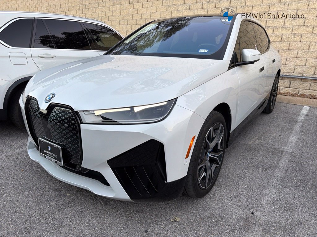 Certified 2024 BMW iX xDrive50 w/ Premium Package AWD/4WD image 1