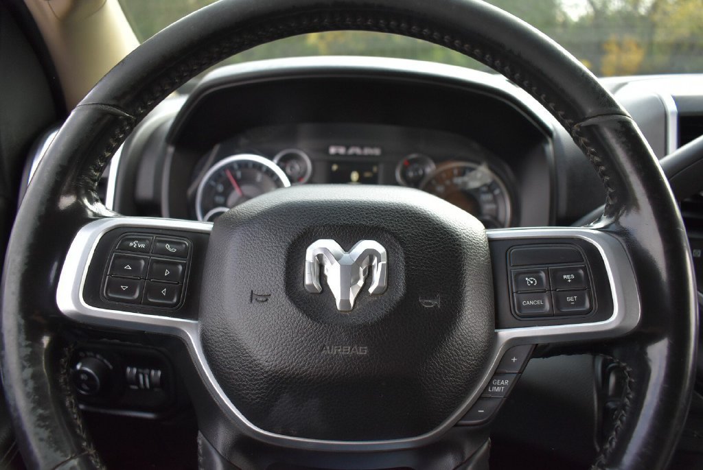 Used 2020 RAM 3500 Big Horn w/ Level 1 Equipment Group AWD/4WD image 19