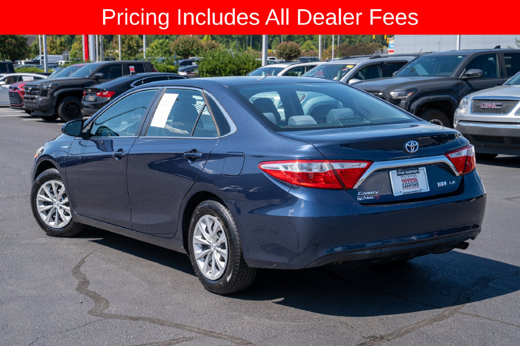Used 2017 Toyota Camry LE FWD image 3