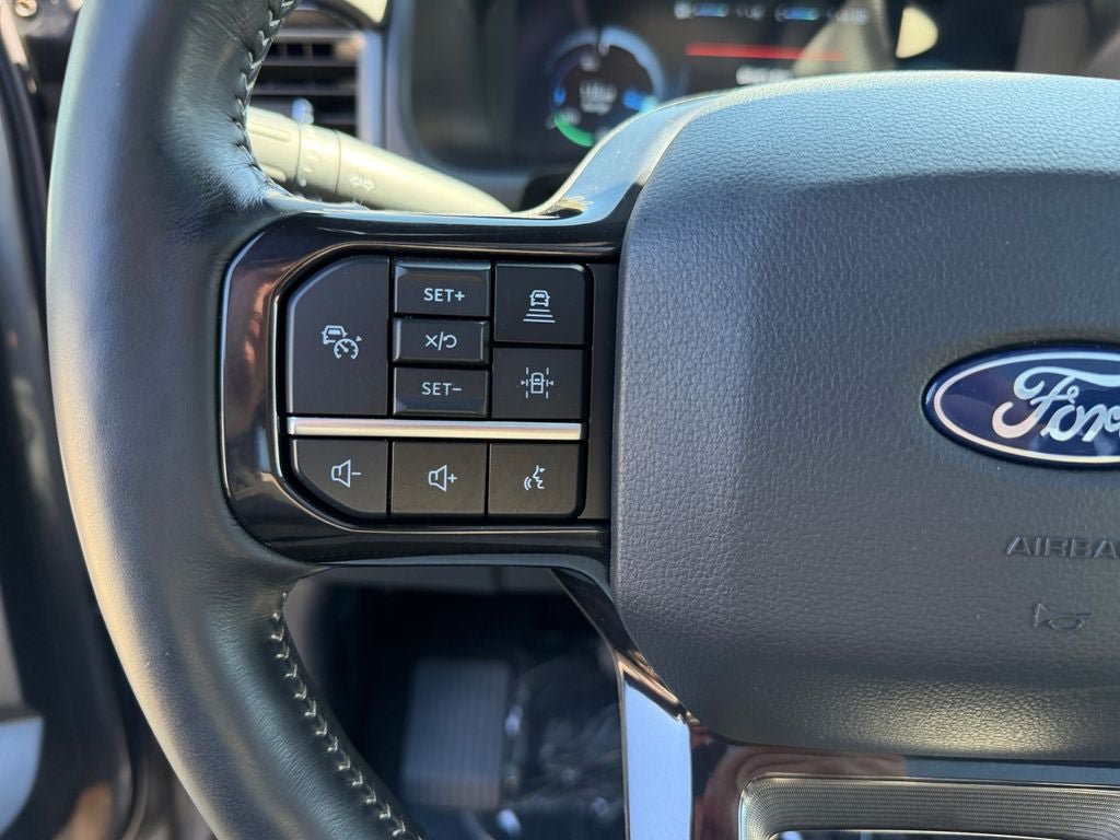 Used 2024 Ford F150 Lightning Platinum AWD/4WD image 15