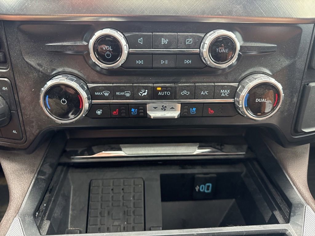 Used 2024 Ford F350 King Ranch AWD/4WD image 25