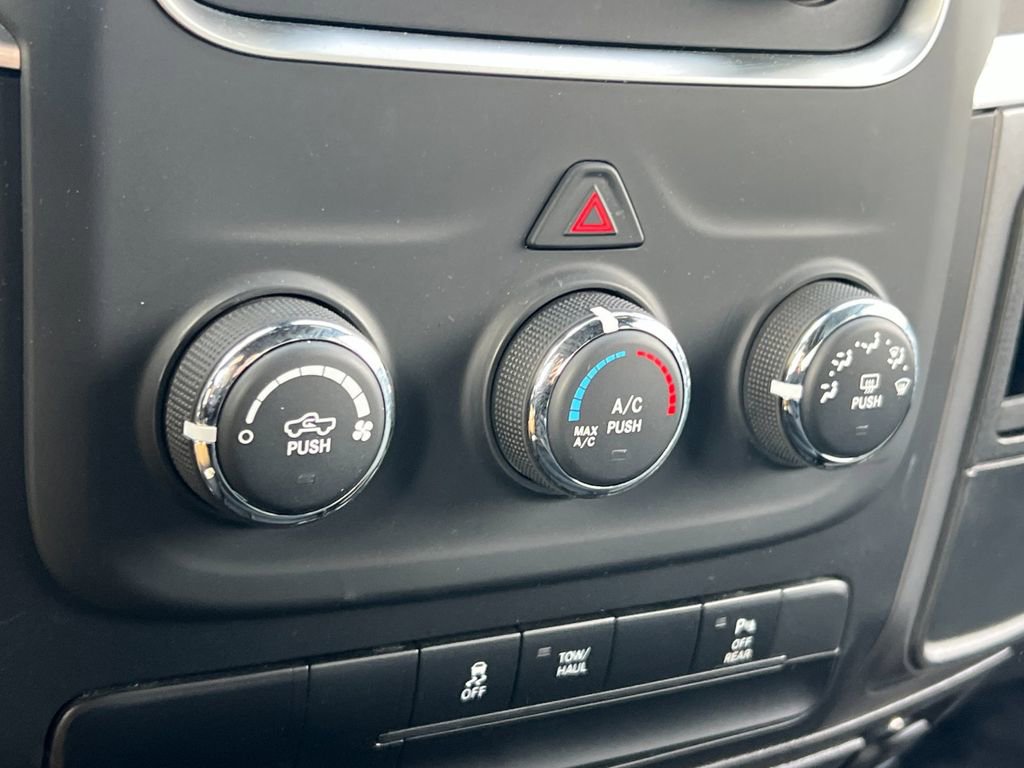 Used 2024 RAM 1500 Classic Warlock image 19