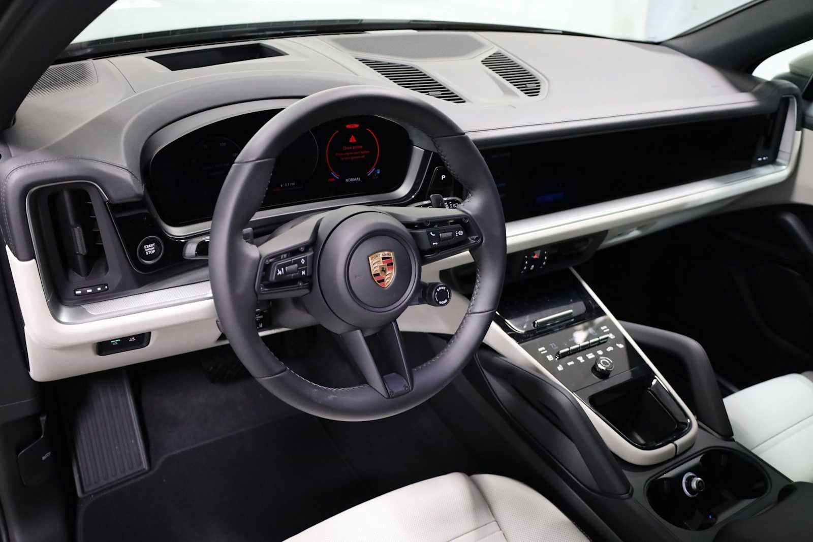 New 2026 Porsche Cayenne AWD/4WD image 4