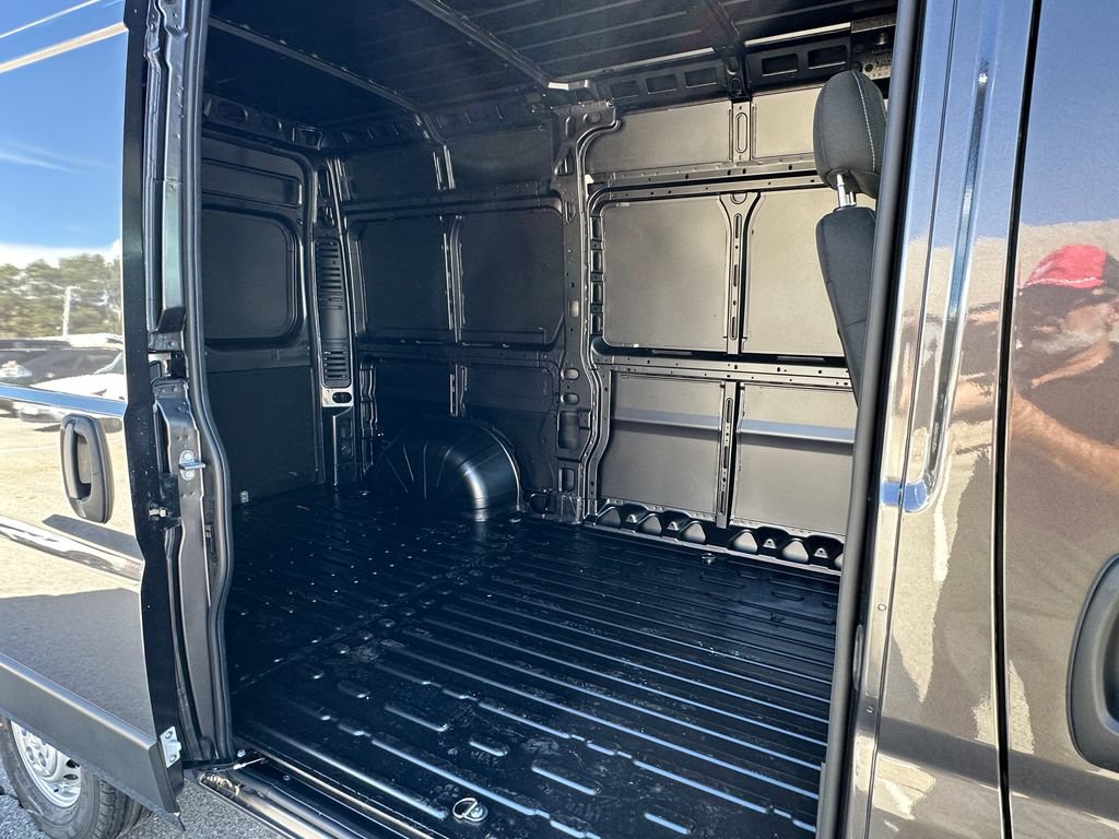 New 2026 RAM ProMaster 1500 w/ Safety Group FWD image 16