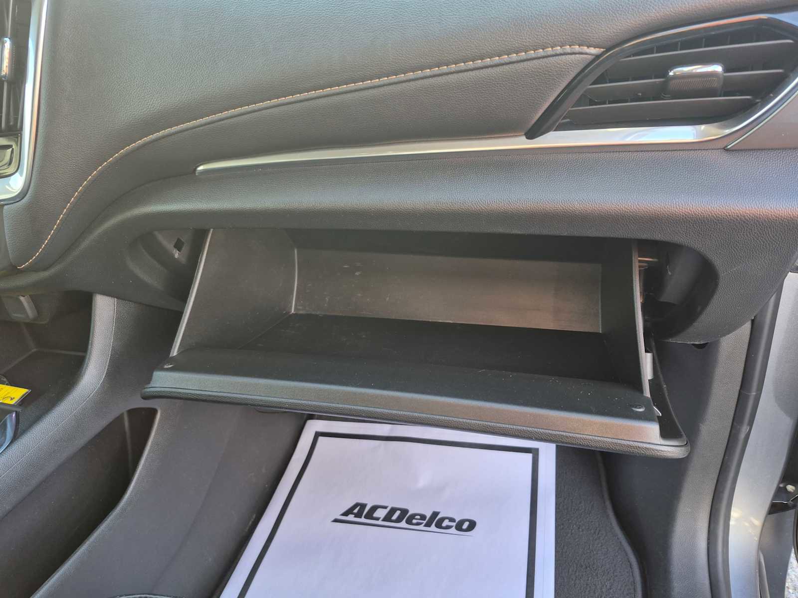 Used 2019 Chevrolet Traverse LT image 30