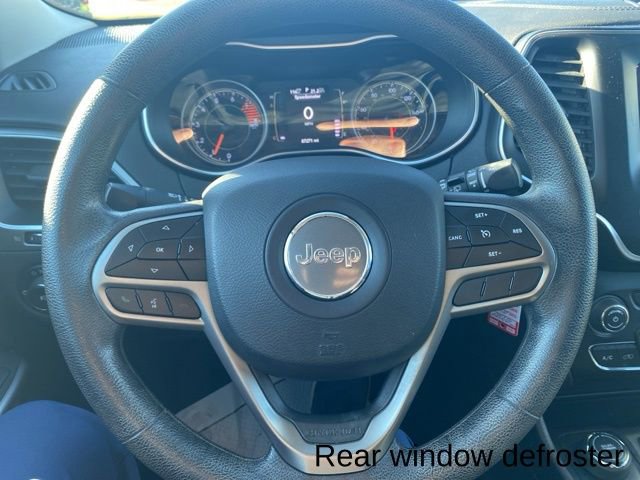 Used 2019 Jeep Cherokee Latitude w/ Popular Appearance Group image 13