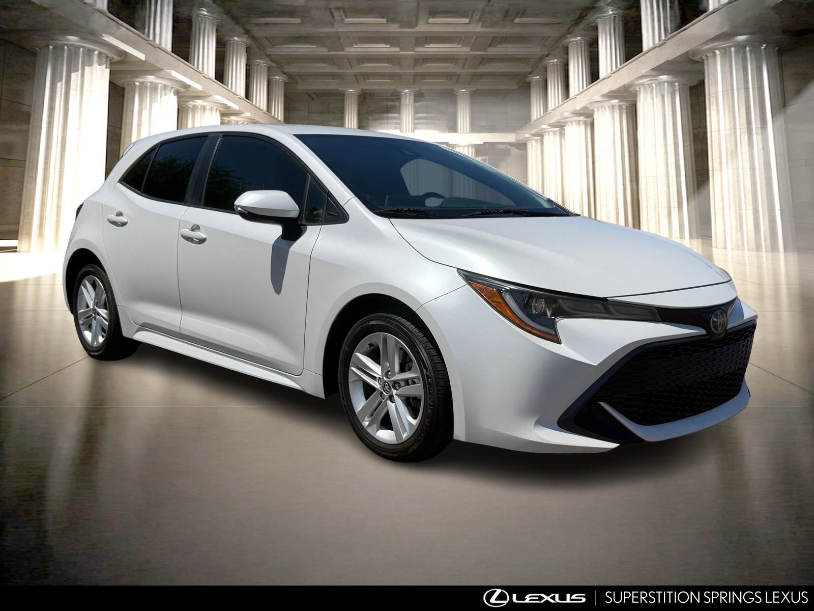 Used 2021 Toyota Corolla SE w/ SE Preferred Package image 2