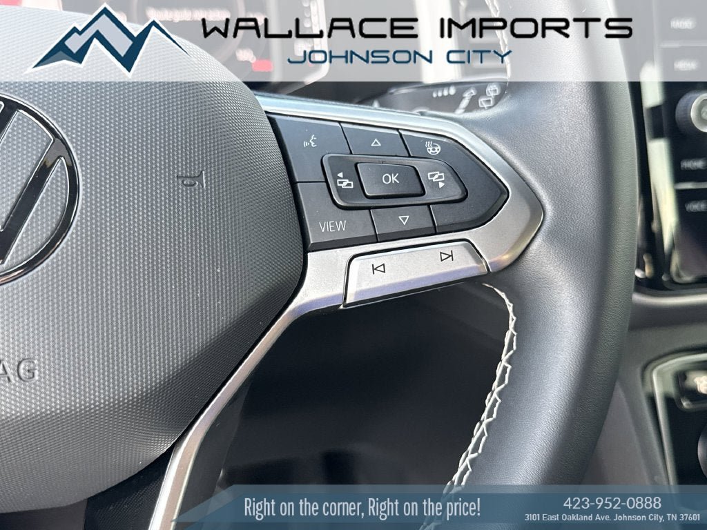 Used 2022 Volkswagen Atlas Cross Sport SEL AWD/4WD image 32
