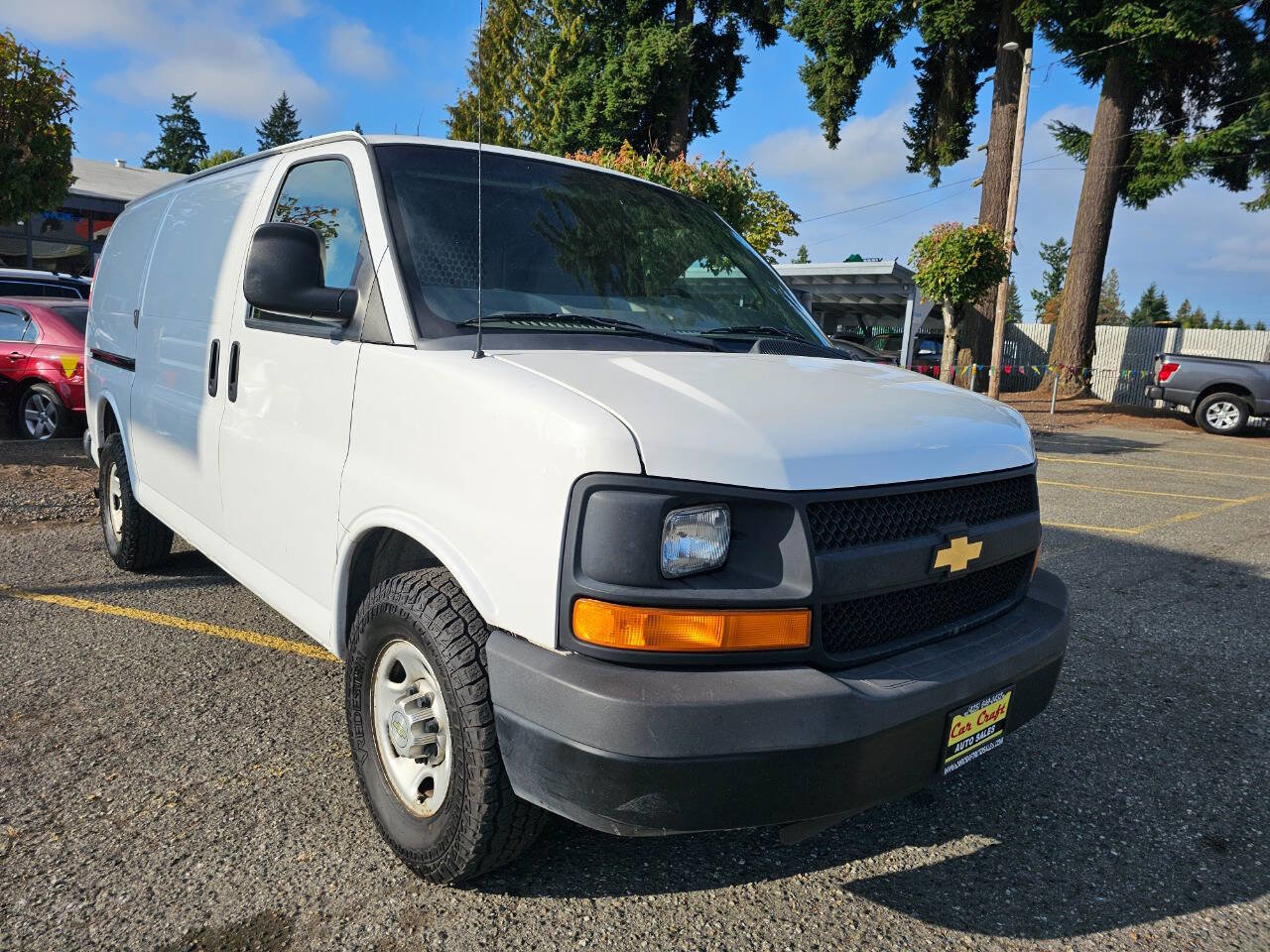 Used 2012 Chevrolet Express 2500 w/ Power Package image 9