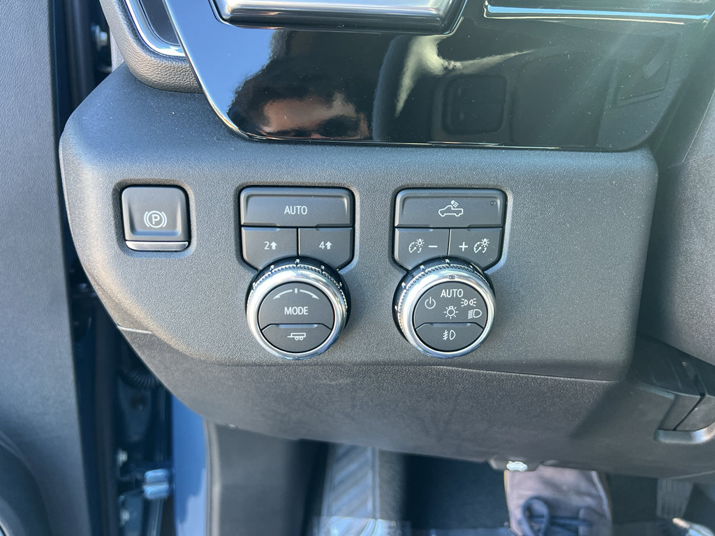 New 2026 GMC Sierra 1500 Elevation image 16