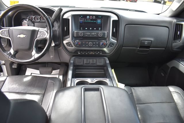 Used 2015 Chevrolet Silverado 2500 LTZ w/ Duramax Plus Package AWD/4WD image 21