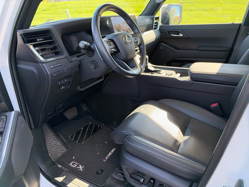Certified 2024 Lexus GX 550 w/ Accessory Package (2T) AWD/4WD image 28