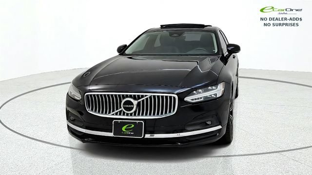 Used 2023 Volvo S90 B6 Plus AWD/4WD image 3