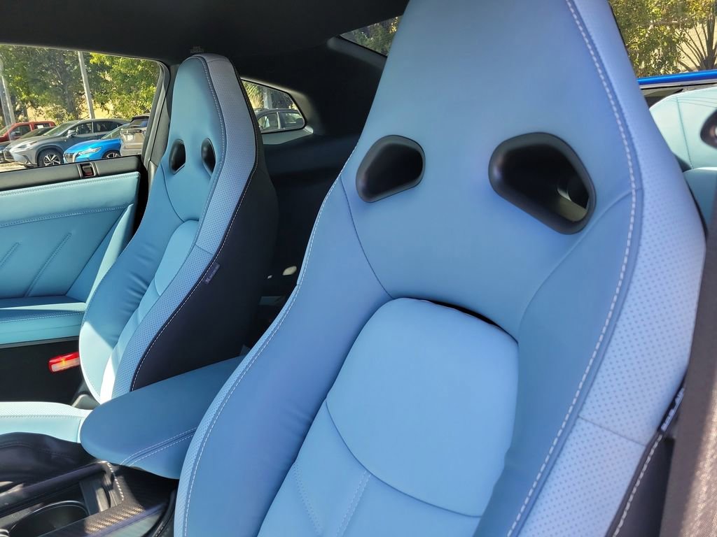Used 2024 Nissan GT-R Premium w/ Floor Mat Package image 21
