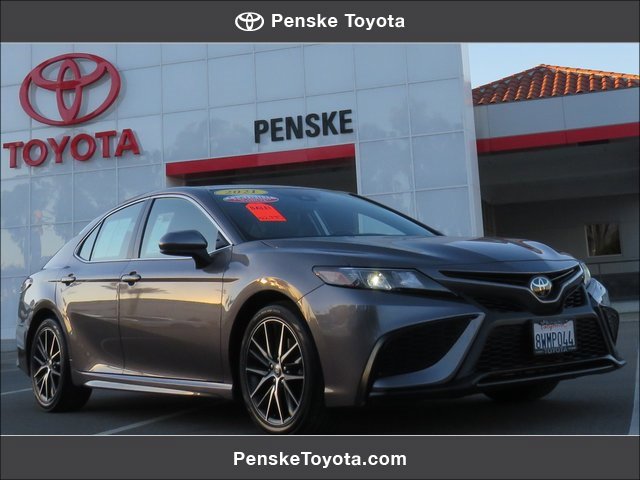 Certified 2021 Toyota Camry SE