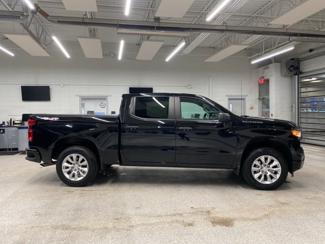 Certified 2022 Chevrolet Silverado 1500 Custom image 4