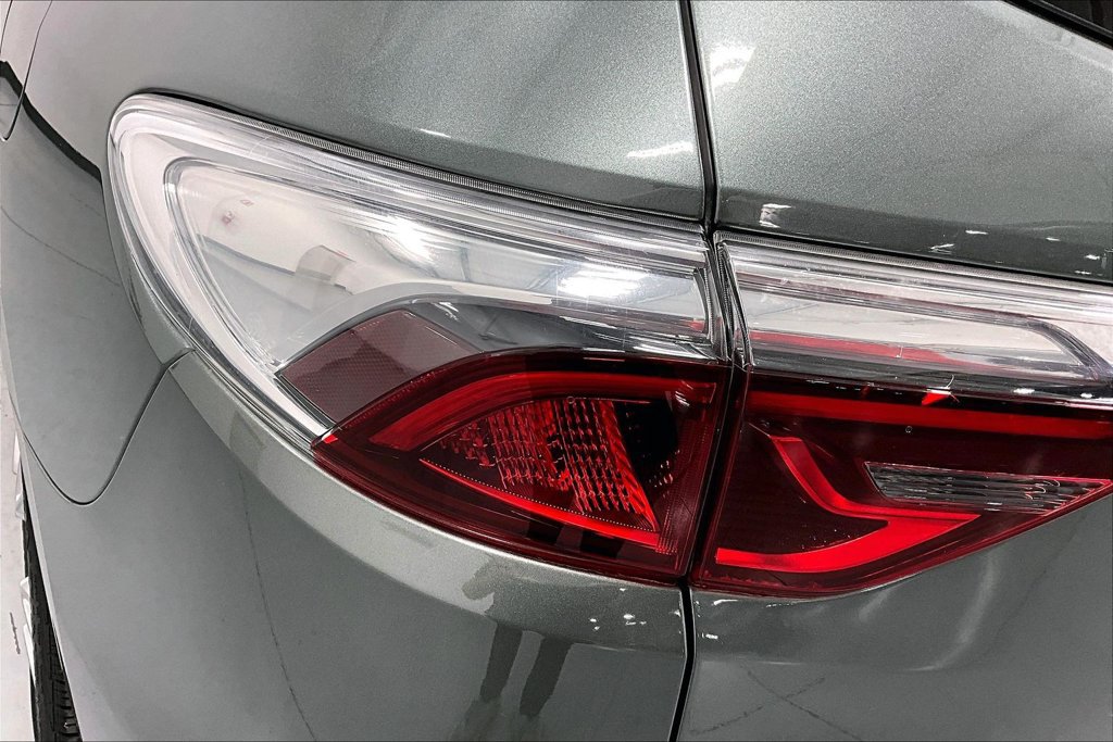 Used 2023 Buick Enclave Premium FWD image 37