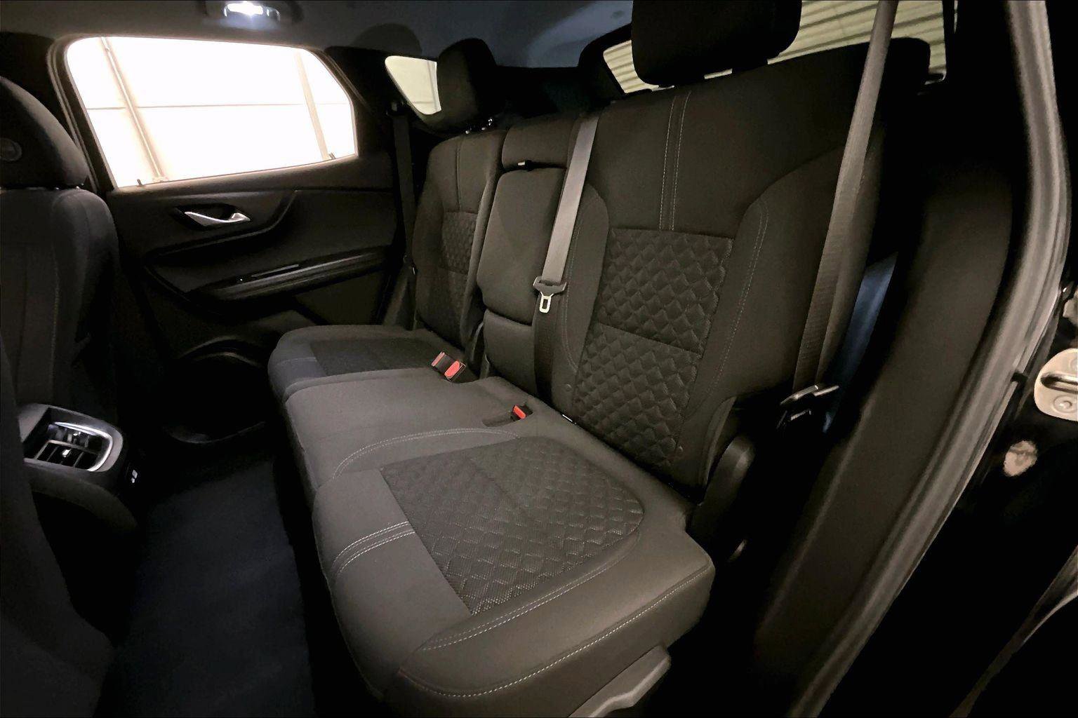 Used 2022 Chevrolet Blazer LT image 25