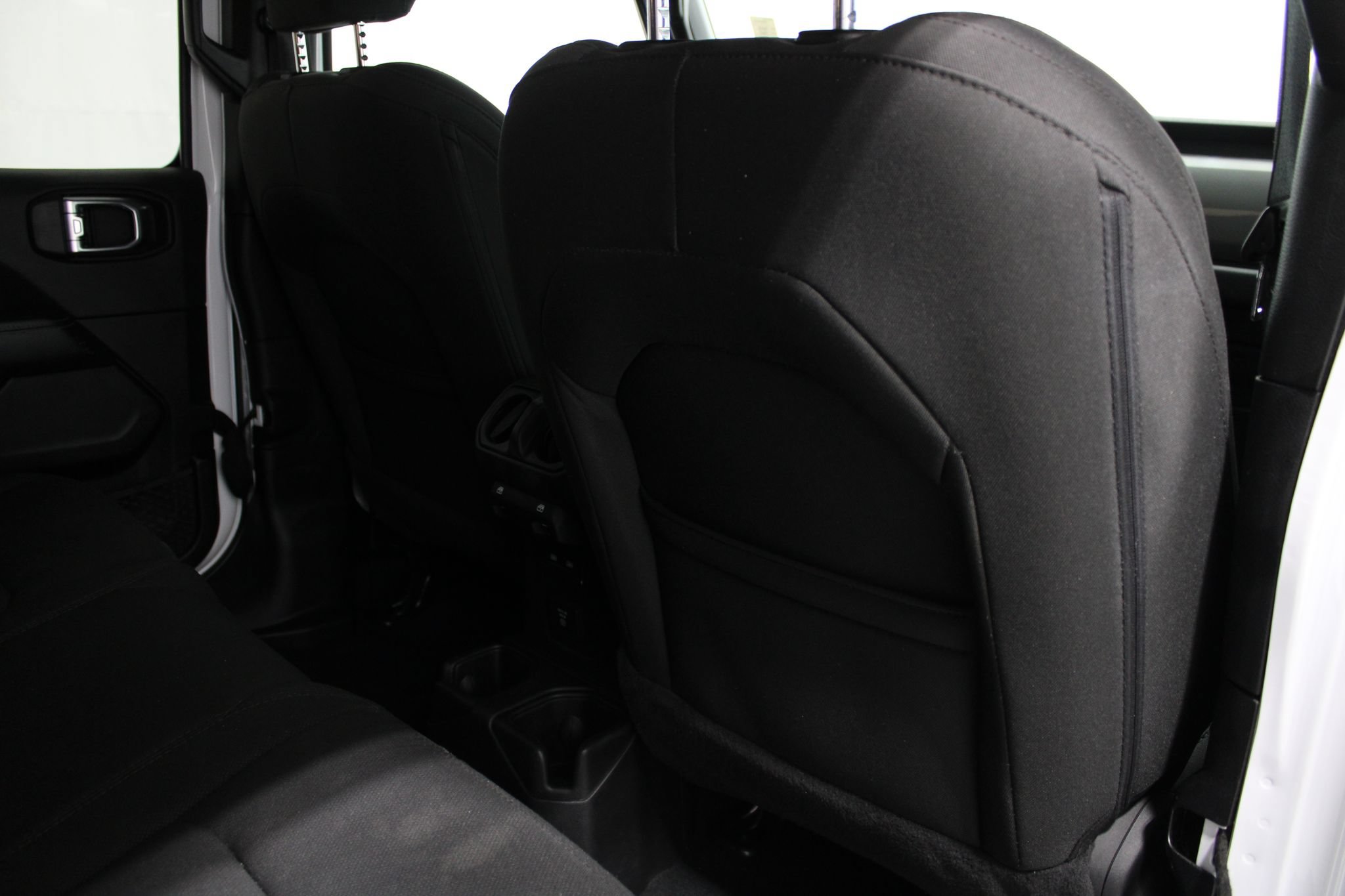 Used 2023 Jeep Wrangler Unlimited Sahara w/ Cold Weather Group AWD/4WD image 20