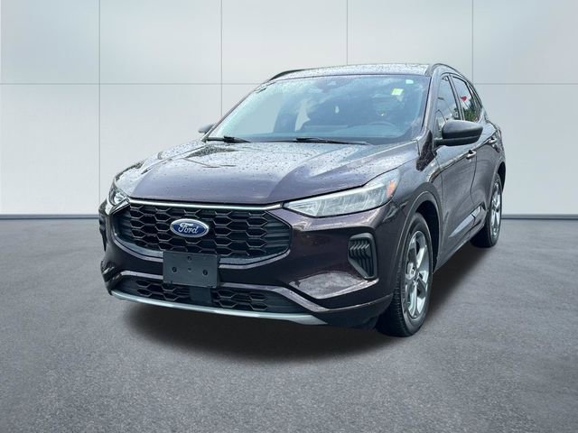 Used 2023 Ford Escape ST-Line w/ Tech Pack #1 FWD image 10