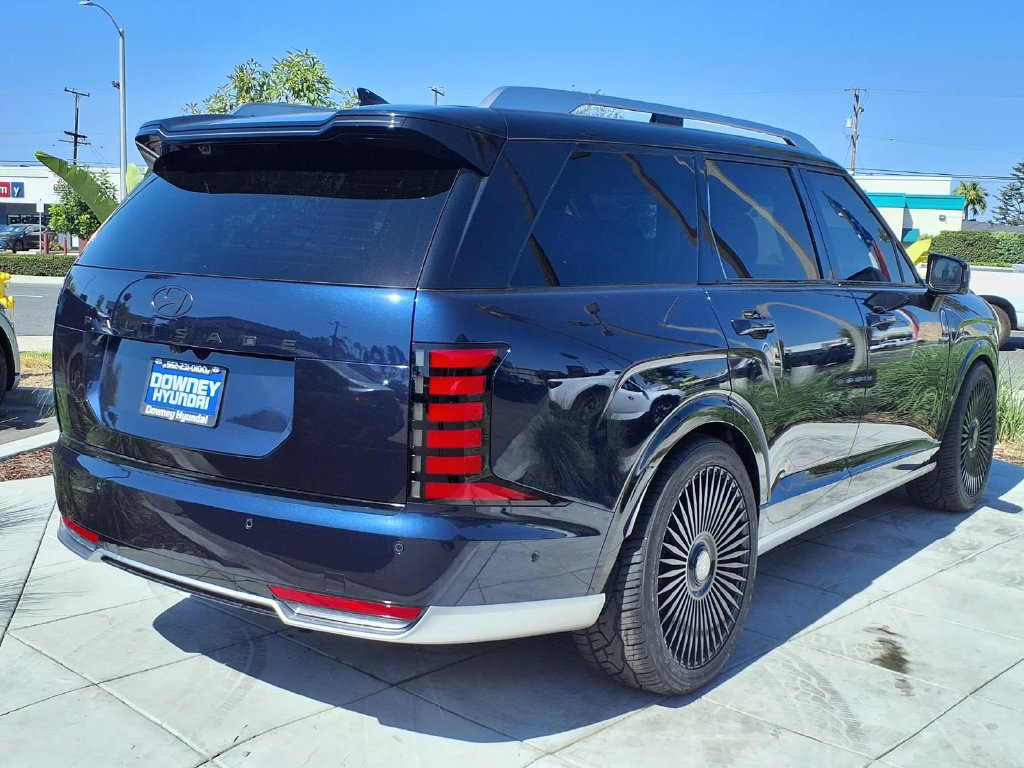 New 2026 Hyundai Palisade Calligraphy FWD image 4