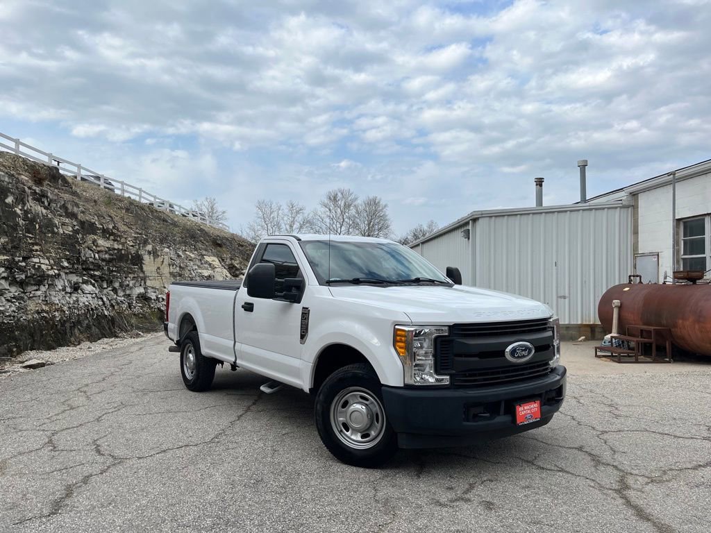 Used 2017 Ford F250 XL image 1