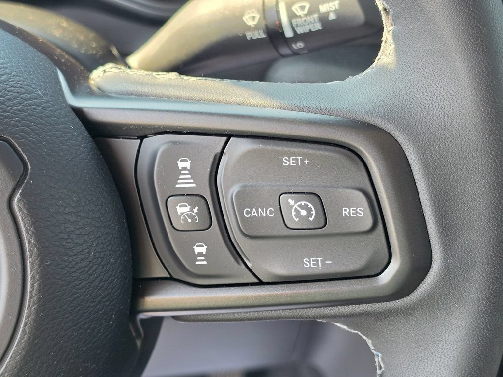 Used 2026 Jeep Gladiator Sport AWD/4WD image 19