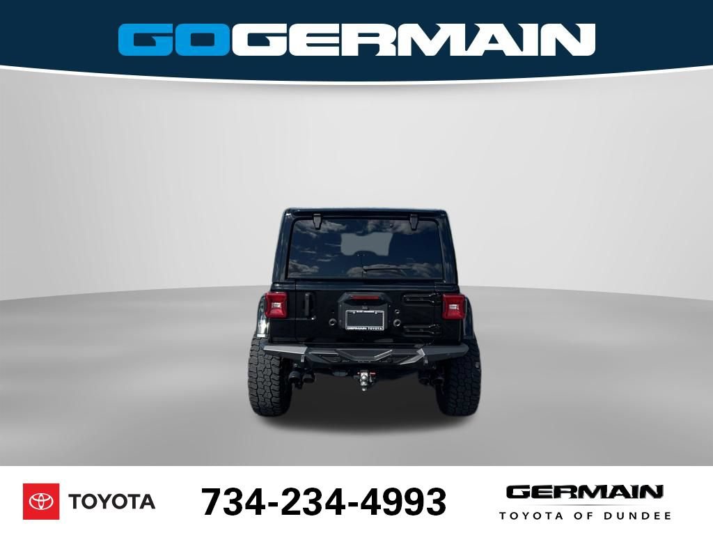 Used 2021 Jeep Wrangler Unlimited Rubicon w/ Trailer Tow Package AWD/4WD image 11