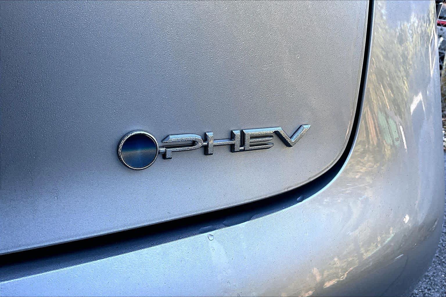 Certified 2026 Toyota Prius Plug-In Hybrid FWD image 10