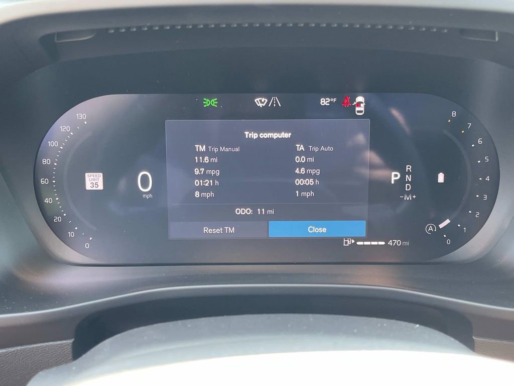 New 2026 Volvo XC40 B5 Plus w/ Protection Package Premier image 32