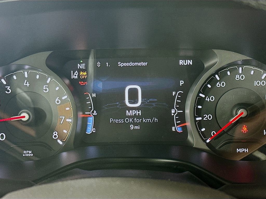 New 2026 Jeep Compass Latitude image 11