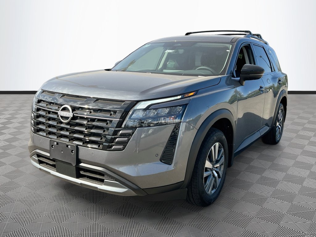 New 2026 Nissan Pathfinder SL FWD image 3