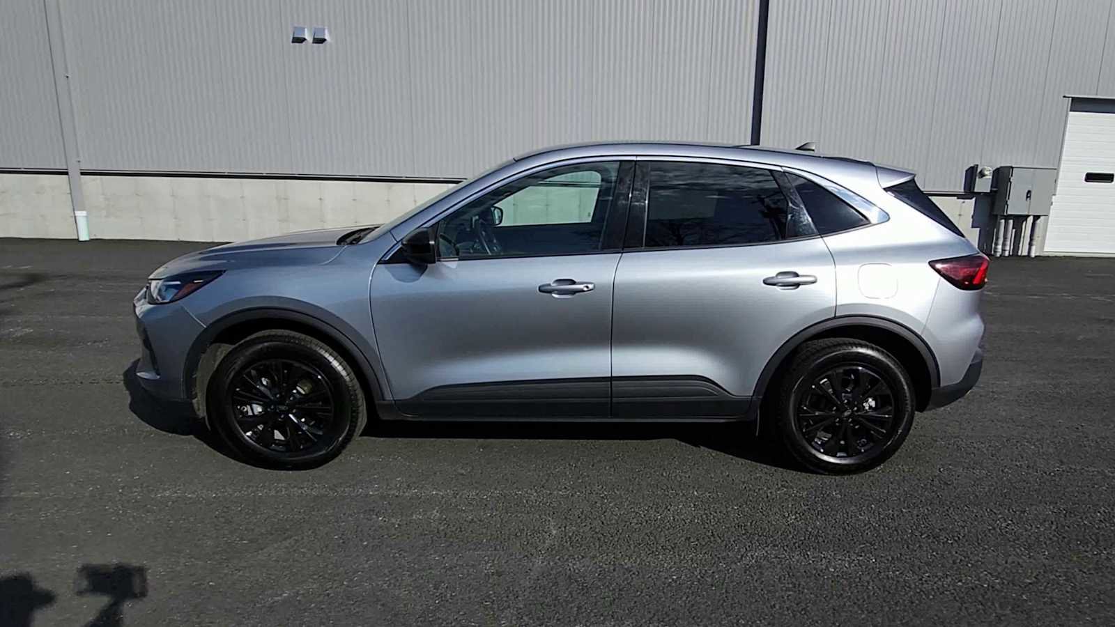 Used 2023 Ford Escape Active image 5