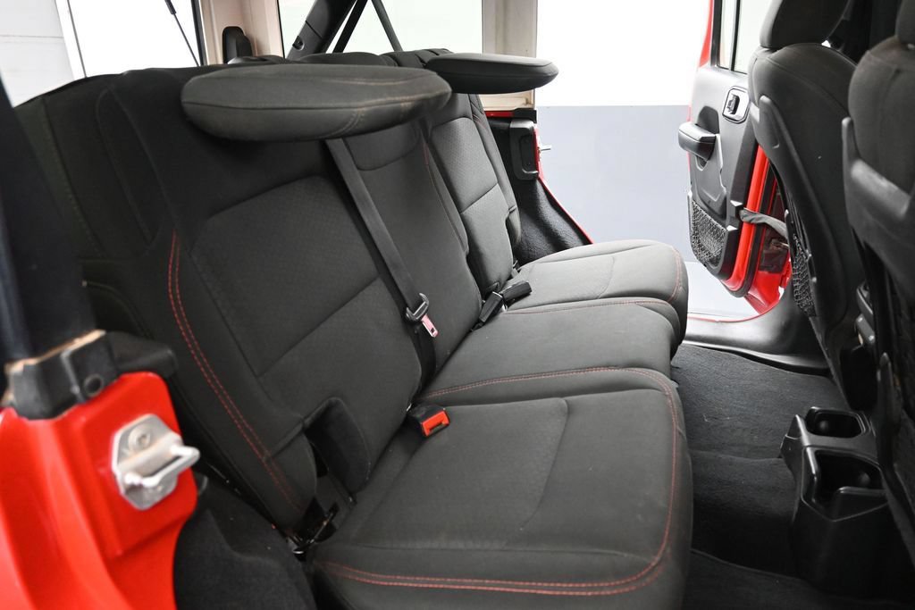 Used 2020 Jeep Wrangler Unlimited Rubicon AWD/4WD image 13