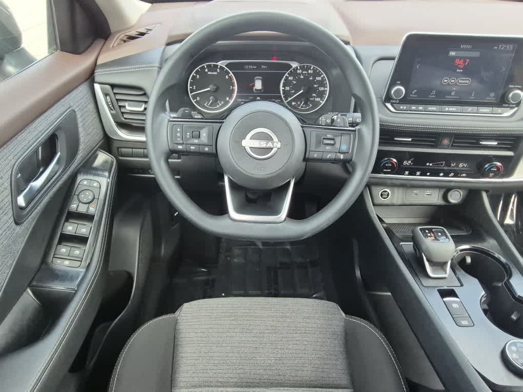 Used 2023 Nissan Rogue SV AWD/4WD image 8