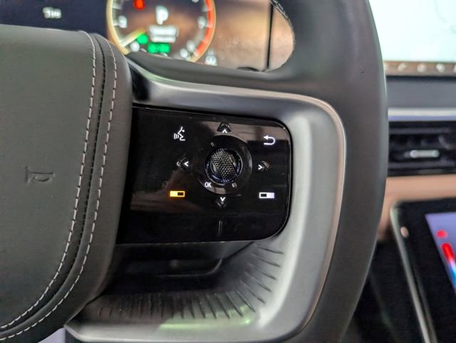 Used 2025 INFINITI QX80 Sensory image 21