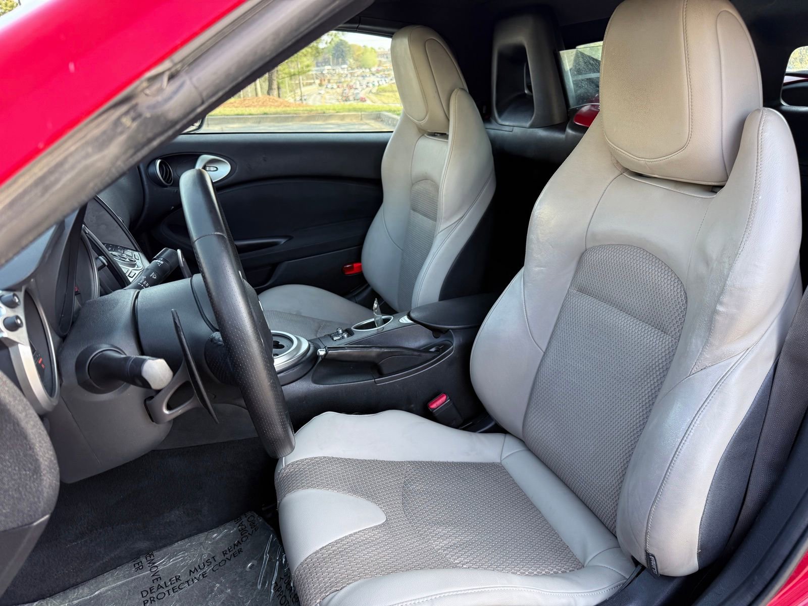 Used 2017 Nissan 370Z Touring Sport RWD image 36