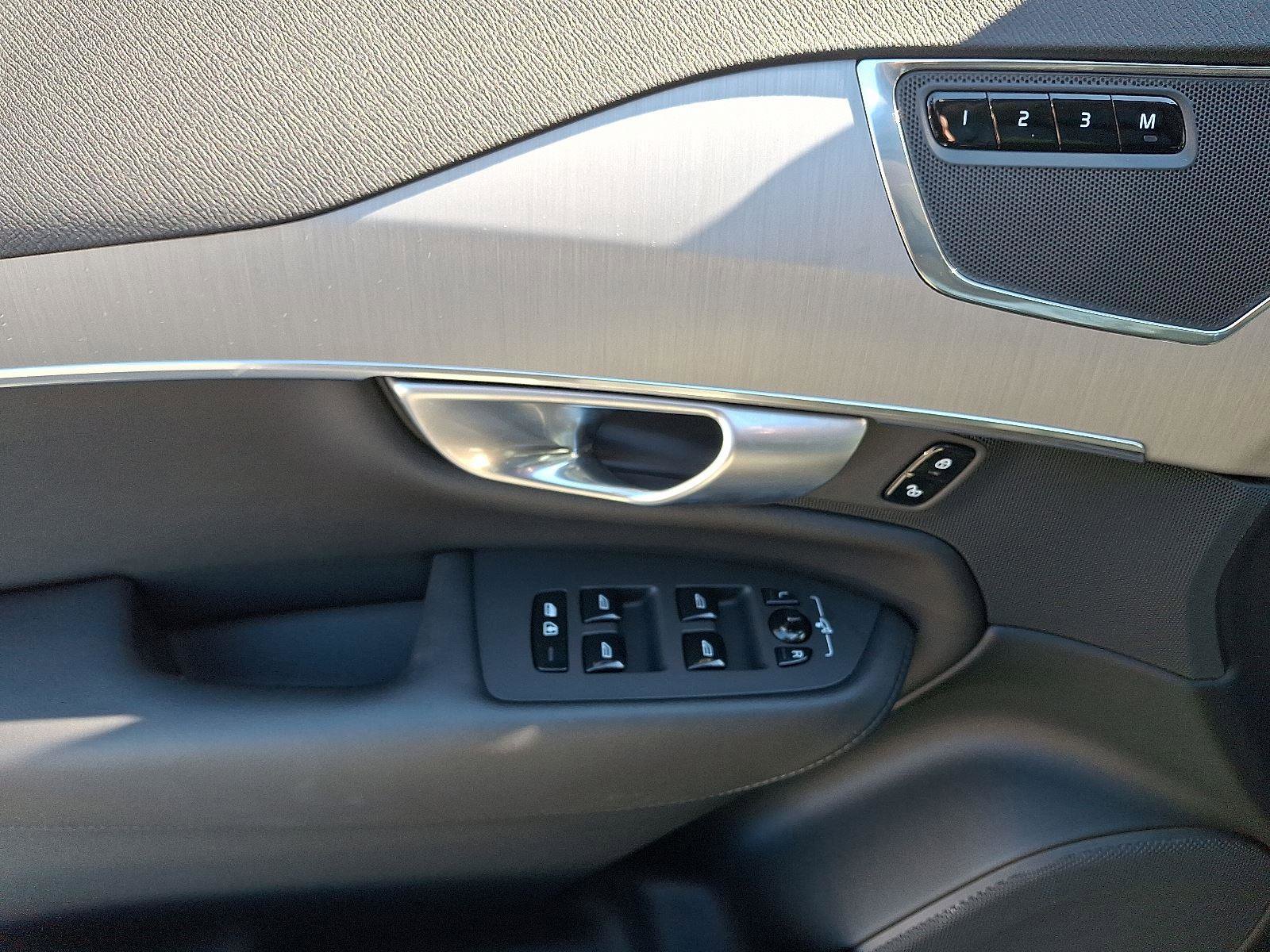 Certified 2024 Volvo XC90 B5 Core w/ Protection Package Premier image 12