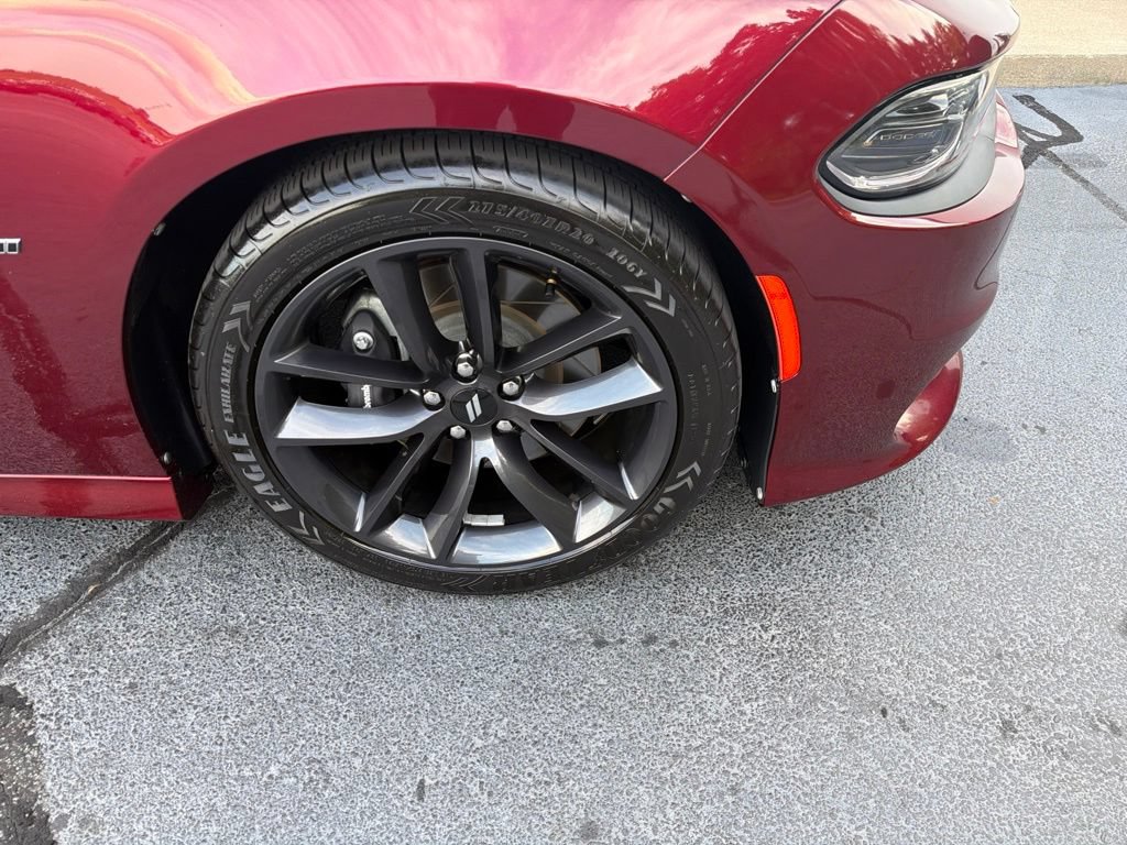 Used 2019 Dodge Charger R/T w/ Plus Group RWD image 20