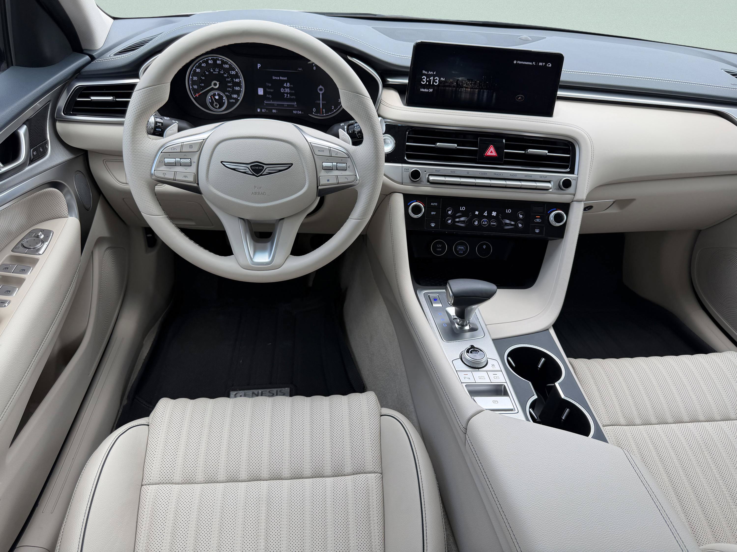 Used 2026 Genesis G70 2.5T Prestige RWD image 19